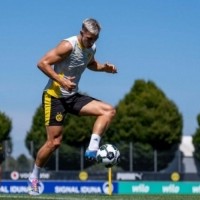 彩票开奖结果-图片报：施洛特贝克恢复有球训练，最早可能9月底复出