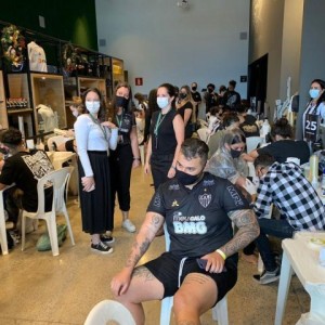 江苏快三-瞧这福利！巴甲球队夺冠 球迷可以免费文身！